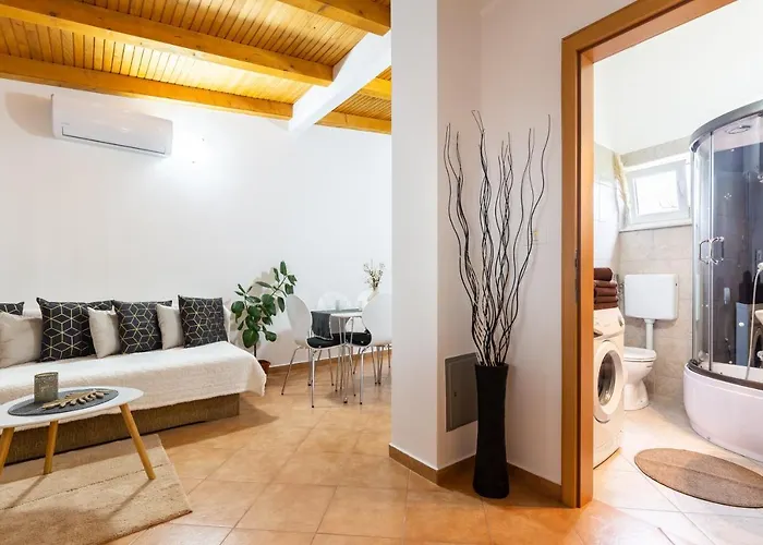 Bukovac Vikendica Pula