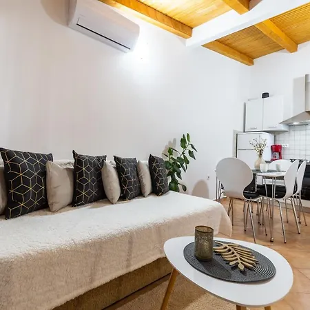 Holiday Bukovac بيت للعطل